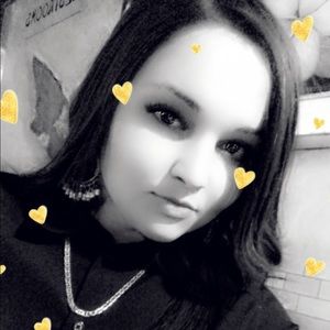 Meet your Posher, Ana